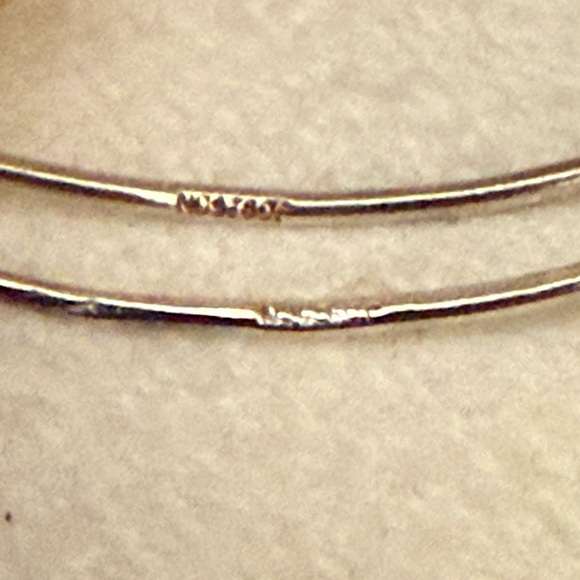 Elegant fresh water Pearl silver earring . White color. 10mm - Picture 5 of 8